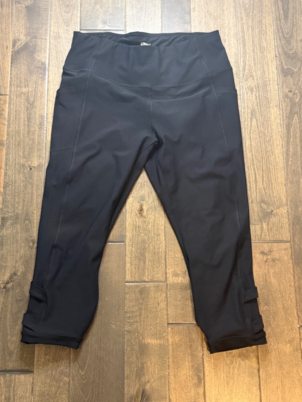 90 Degree By Reflex Black Workout Crop Leggings - 1X